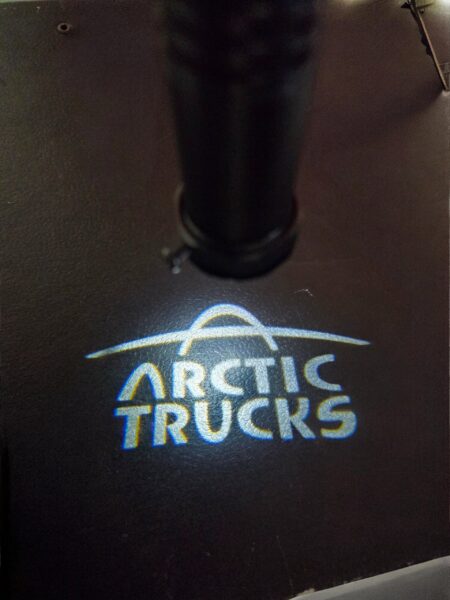 Arctic Trucks LED ljós í hurðarbotn