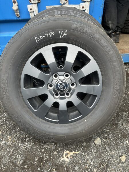 DunLop Grand Trek 265/65R18 LC250